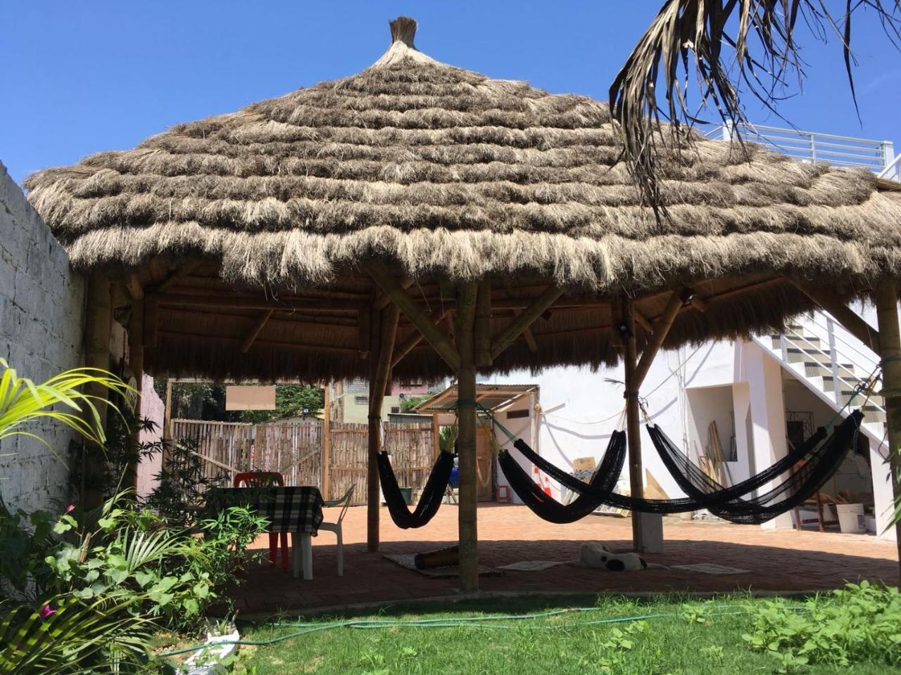 Haus Quentin Hotel Puerto López Екстериор снимка