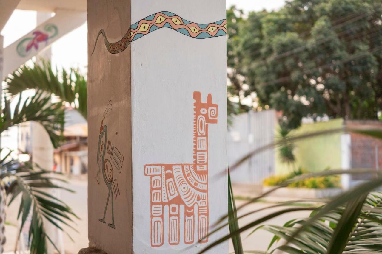 Haus Quentin Hotel Puerto López Екстериор снимка
