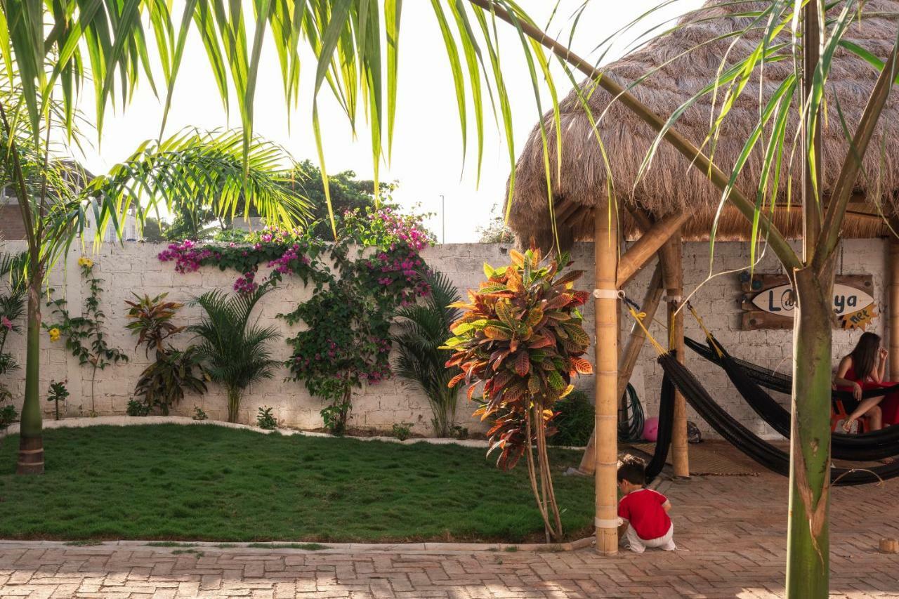 Haus Quentin Hotel Puerto López Екстериор снимка