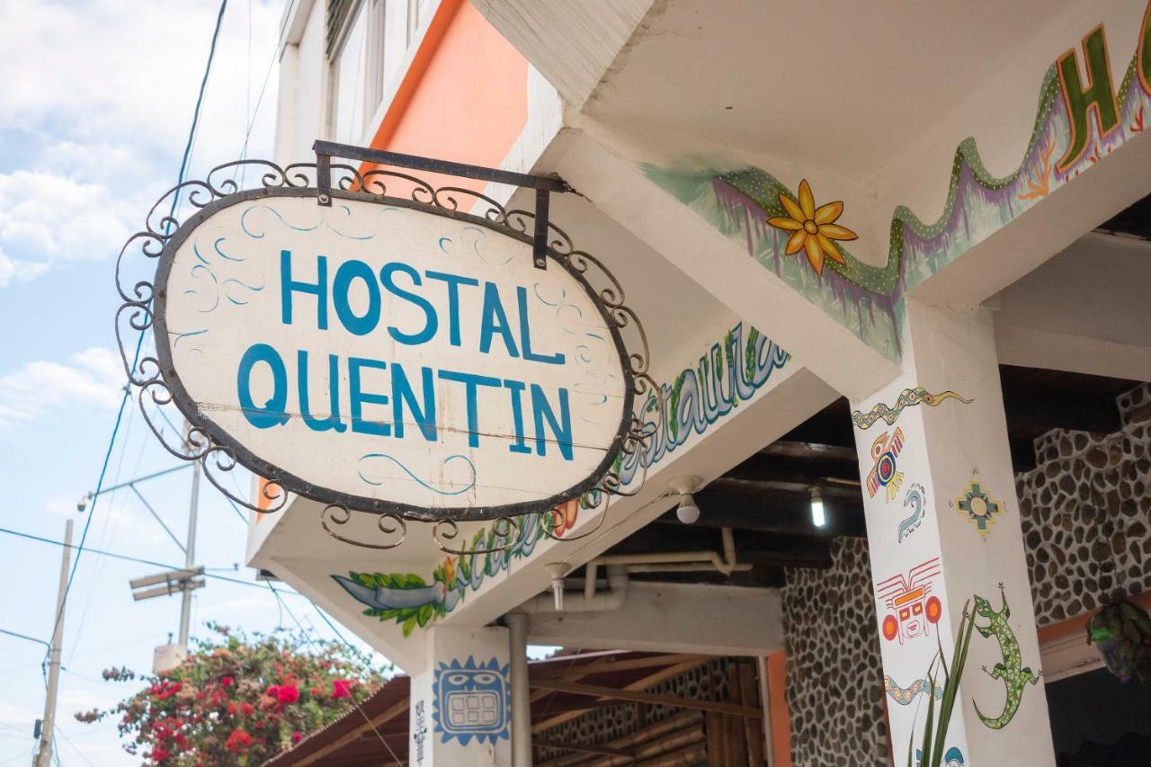 Haus Quentin Hotel Puerto López Екстериор снимка